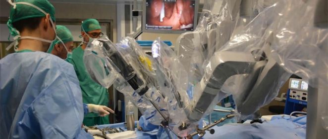 El uso de robot quirúrgico en las cirugía del cáncer de próstata ofrece una mejora de los resultados