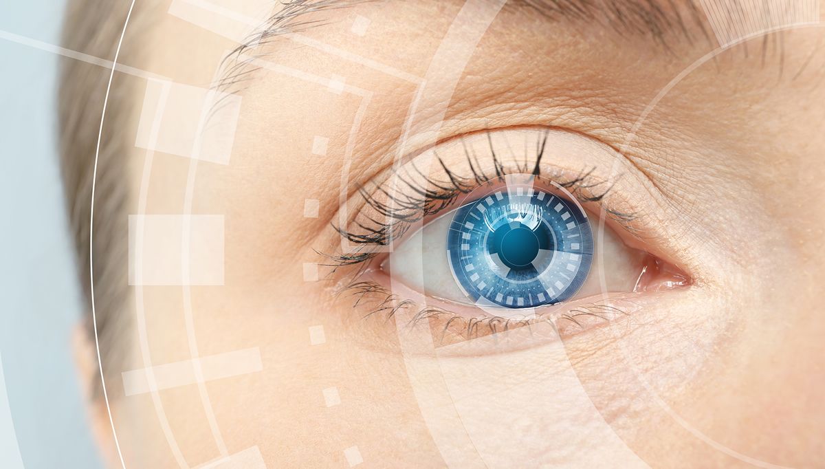 Las lentes inteligentes visualizan las señales de detección de glucosa en tiempo real.
