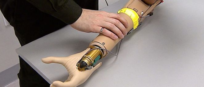 La interfaz permite mejorar el control sobre la mano protésica