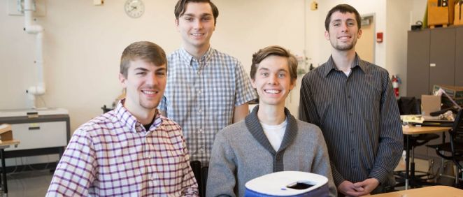 Un grupo de estudiantes de la Universidad de Grand Valley State (Estados Unidos) crea un nuevo aparato para la tos