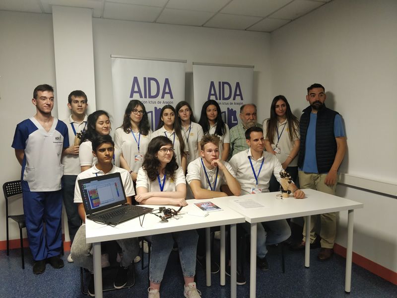 presentación guante robótico en AIDA