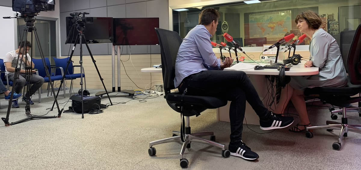 La Consejera de Salud del País Vasco, Nekane Murga, durante la entrevista concedida a Radio Euskadi | Foto: Twitter de Osakidetza (@osakidetzaEJGV)