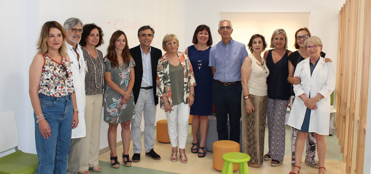 La consejera de Sanidad, Ana Barceló, en su visita a la nueva Unidad de Salud Mental Infantil y del Adolescente del Clínico Malvarrosa (Consejería de Sanidad de la Comunidad Valenciana)