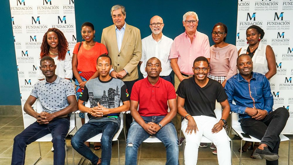 Los médicos de Las Palmas acogen a estudiantes de medicina de Mozambique