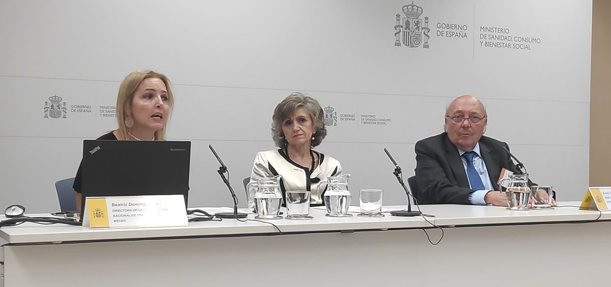 La ministra María Luisa Carcedo, durante la presentación de la campaña, junto al a presidenta de la ONT, Beatriz Domínguez. (Foto: ONT)