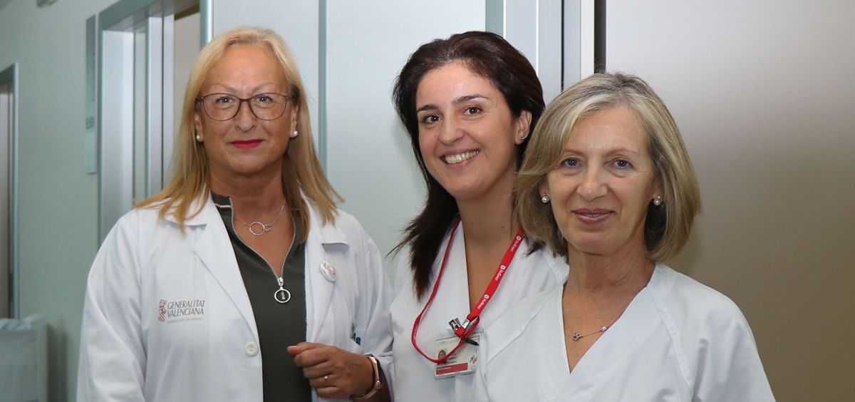 Ana M. Regueira, directora de enfermería de Departamento La Fe, junto con las dos enfermeras, Pilar Blasco y Julia Romero (Foto. ConSalud)