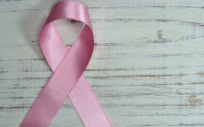 Lazo rosa, símbolo de la concienciacón sobre el cáncer de mama (Foto. ConSalud)