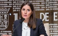 La consejera de Igualdad y portavoz de la Junta de Extremadura, Isabel Gil Rosiña (Foto. Junta de Extremadura)