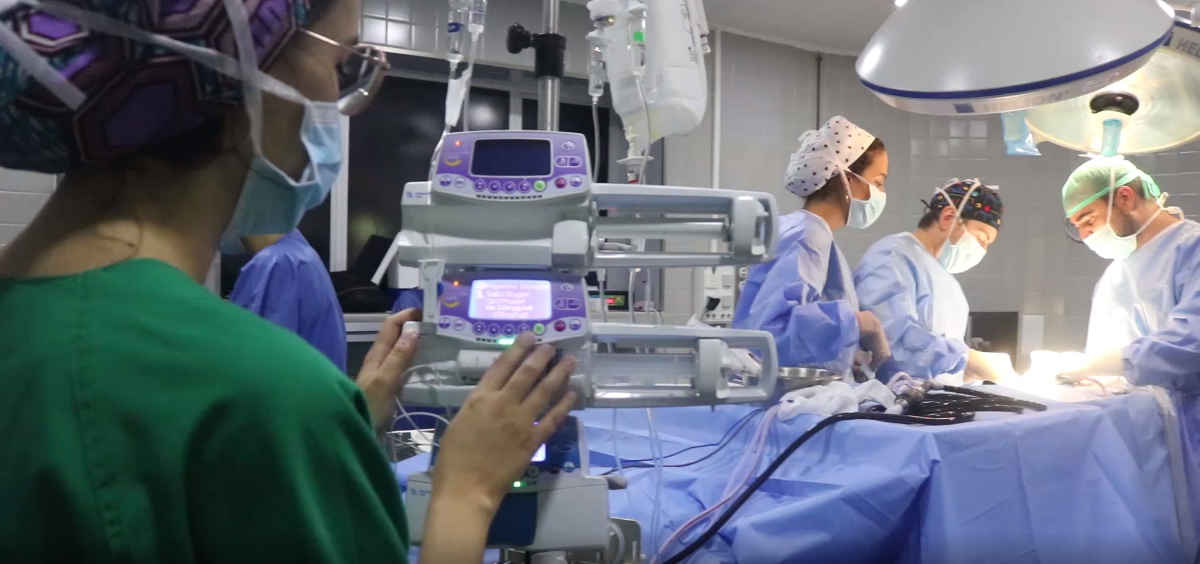 Intervención quirúrgica con tecnología 3D en el Hospital Virgen del Rocío (Foto. Junta de Andalucía)