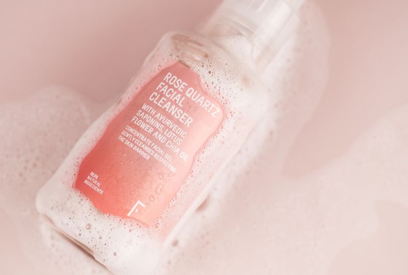 Rose Quartz facial cleanser de Freshly Cosmetics