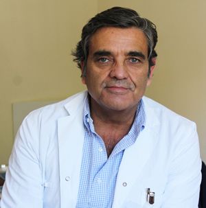 El jefe de la Unidad de la Mujer del Hospital La Luz, doctor Manuel Albi