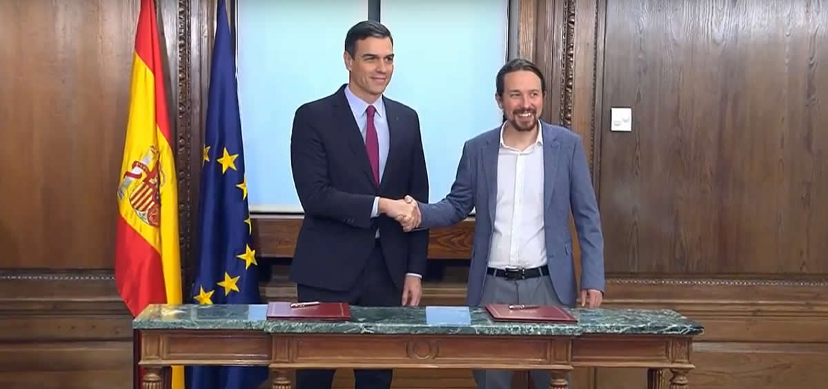 Pedro Sánchez y Pablo Iglesias presentan el acuerdo (Foto: YouTube Podemos)
