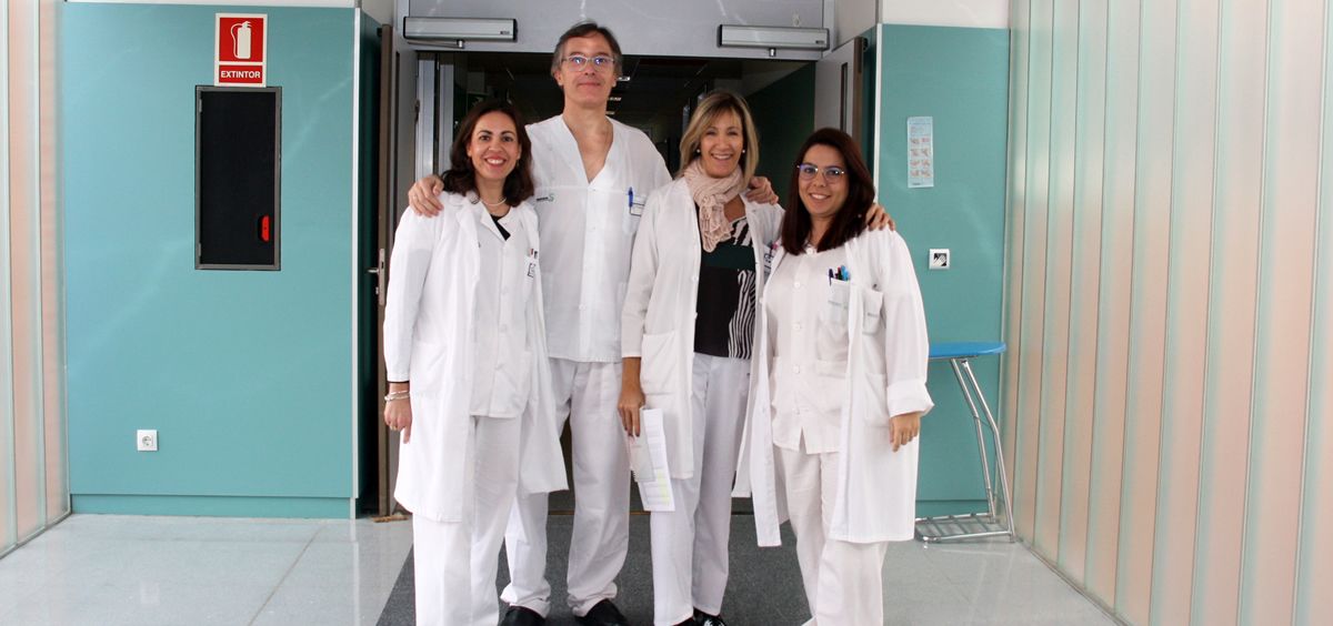 Los profesionales del Hospital General Mancha Centro de Alcázar de San Juan que se encargarán de gestionar y trabajar en la nueva consulta (Foto: Gobierno de Castilla-La Mancha)