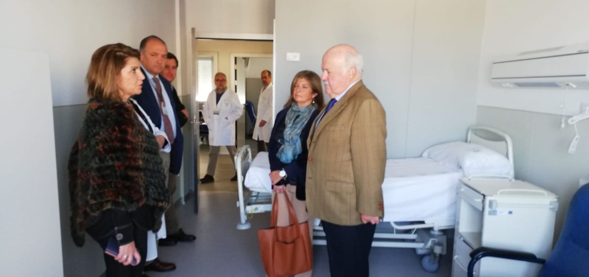 Jesús Aguirre en su visita a la nueva planta de Medicina Interna (Foto. ConSalud)