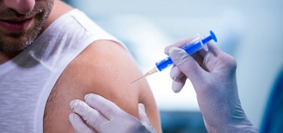 Ensayo clínico de vacuna en humanos (Foto. Freepik)