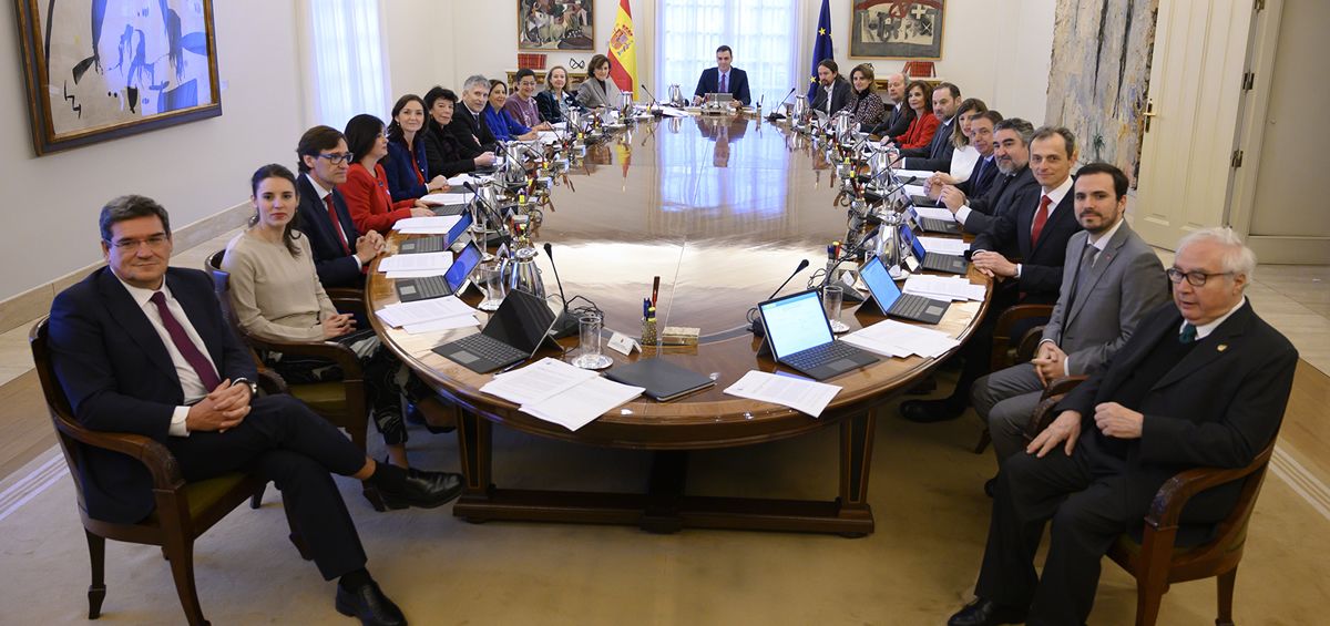 El Consejo de Ministros reunido, presidido por Pedro Sánchez (Foto: Pool Moncloa / Fernando Calvo)