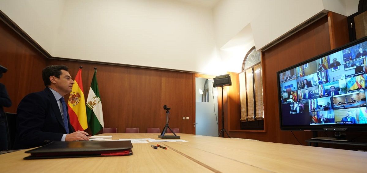 El presidente andaluz, durante la videoconferencia