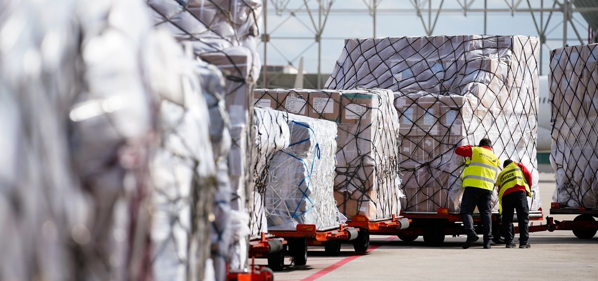 Madrid recibe otro avión con 82 toneladas de material
