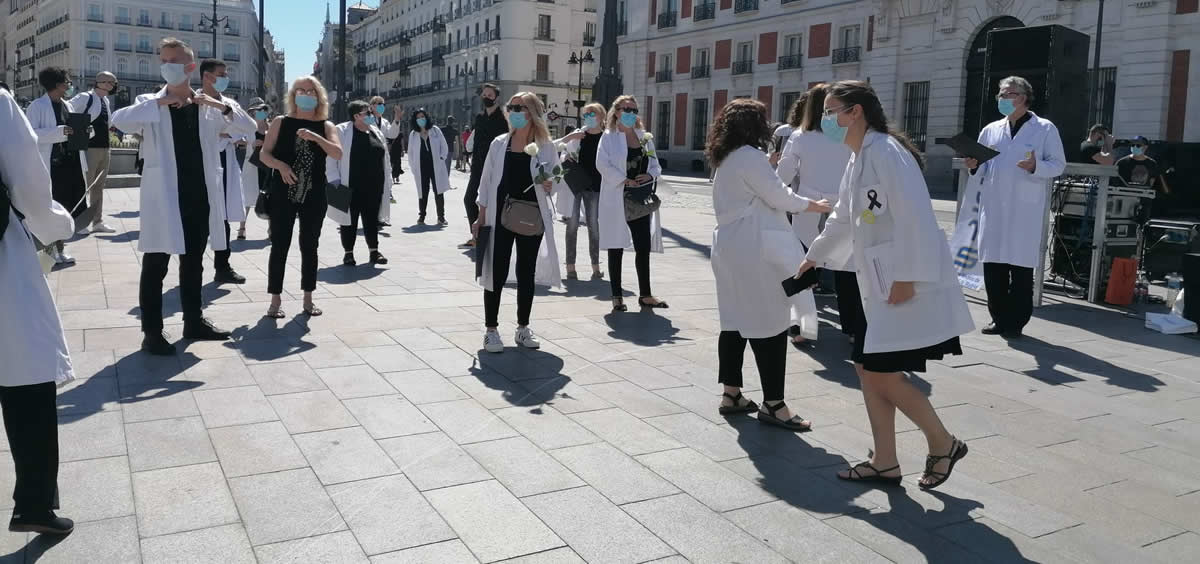 Concentración de médicos en la Puerta del Sol