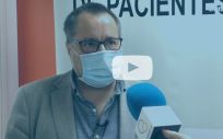 El doctor José Luis Baquero, director y coordinador científico del Foro Español de Pacientes, atiende a ConSalud TV (Foto: ConSalud.es)