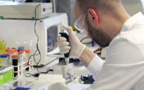 Investigador en un laboratorio (Foto. Xunta de Galicia)