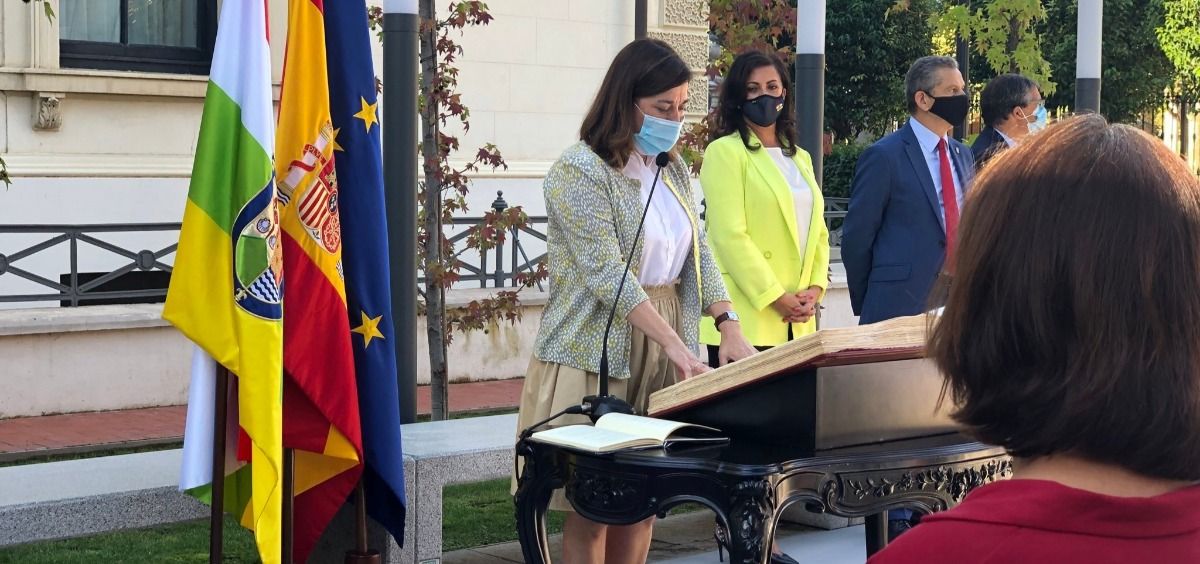 Sara Alba consejera de Salud de La Rioja toma posesión de su cargo (Foto: La Rioja)