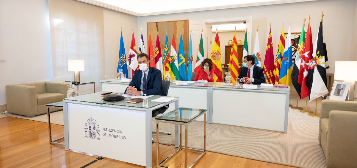 Una imagen de la reunión telemática con los presidentes autonómicos. (Foto. Pool Moncloa / Borja Puig de la Bellacasa)