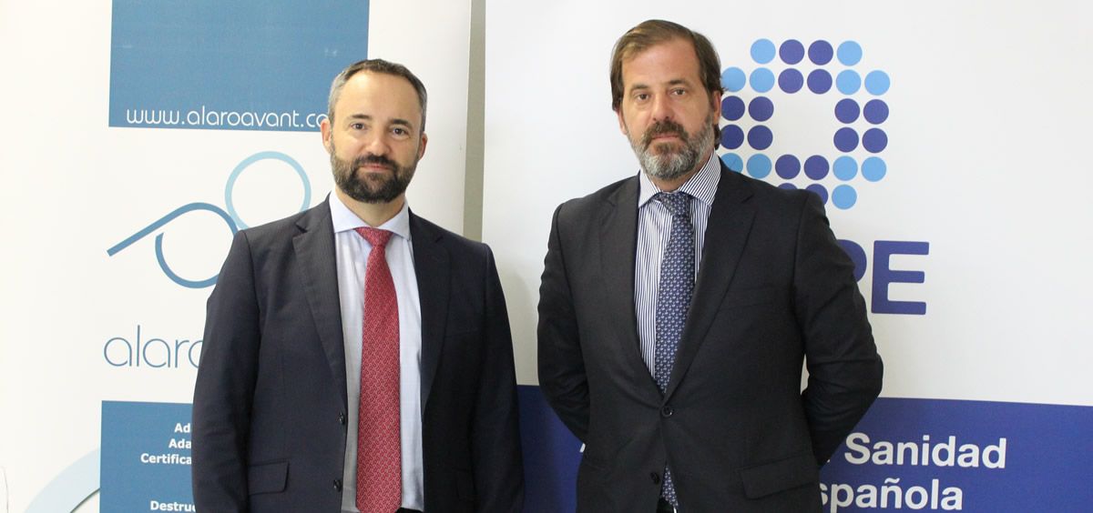 Alberto Martín San Cristóbal, director general de Alaro Avant, y Carlos Rus, presidente de ASPE (Foto. ConSalud)
