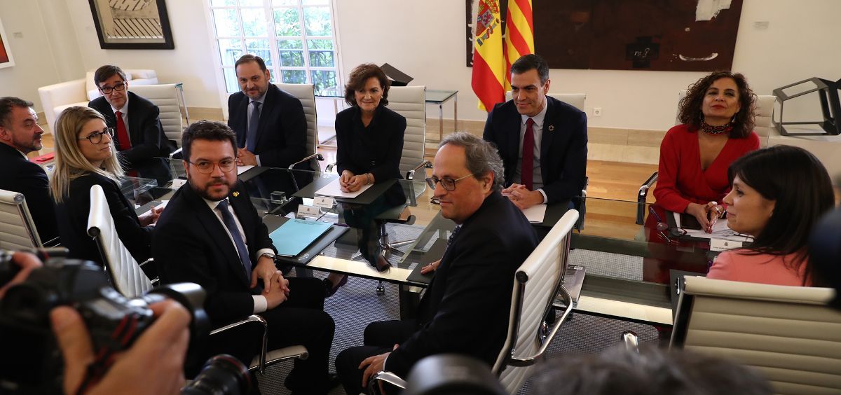 Instante de la Mesa de Diálogo entre el Gobierno de España y la Generalitat de Cataluña celebrada en febrero (Foto: Pool Moncloa / Borja Puig de la Bellacasa)