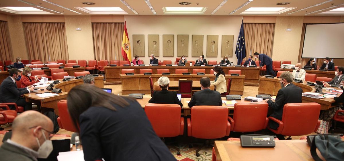 Reunión de la Comisión de Presupuestos, en el Congreso (Foto: E. Parra. Pool / Europa Press)