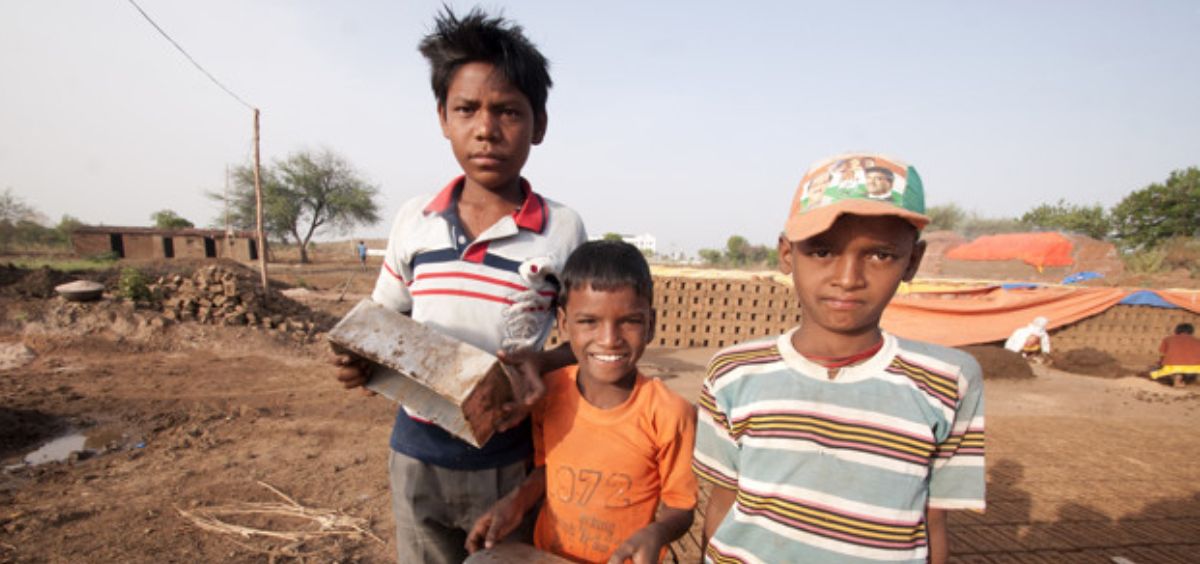 Niños en India (Foto. Freepik)