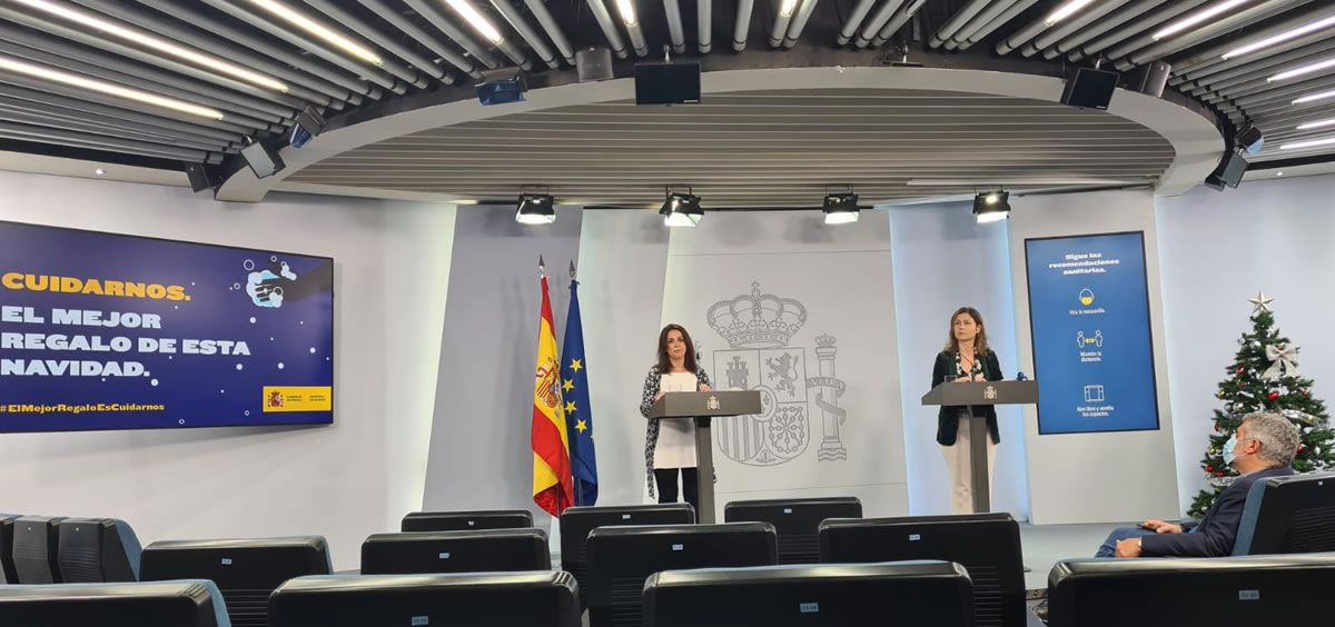 Silvia Calzón, secretaria de Estado de Sanidad; y María Jesús Lamas, directora de la Agencia Española del Medicamento. (Foto. Ministerio de Sanidad)