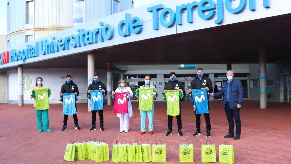 Inter Movistar dona sus camisetas a los niños del Torrejón