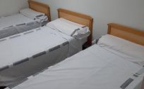 Los MIR del Hospital de Alicante denuncian que las camas son insuficientes y no guardan las distancias mínimas. (Foto. CH)