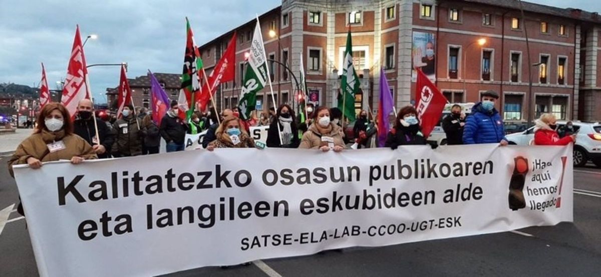Manifestación de trabajadores de Osakidetza en Bilbao en una jornada de protestas anterior. (Foto ELA)