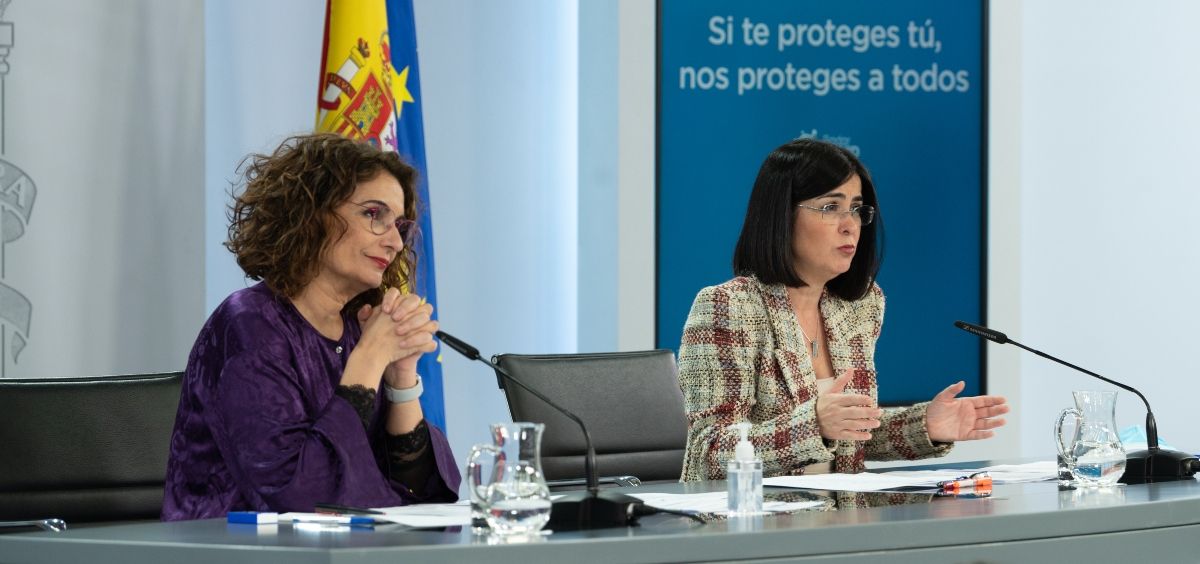 María Jesús Montero y Carolina Darias en la rueda de prensa tras el Consejo de Ministros (Foto: Pool Moncloa / Borja Puig de la Bellacasa)