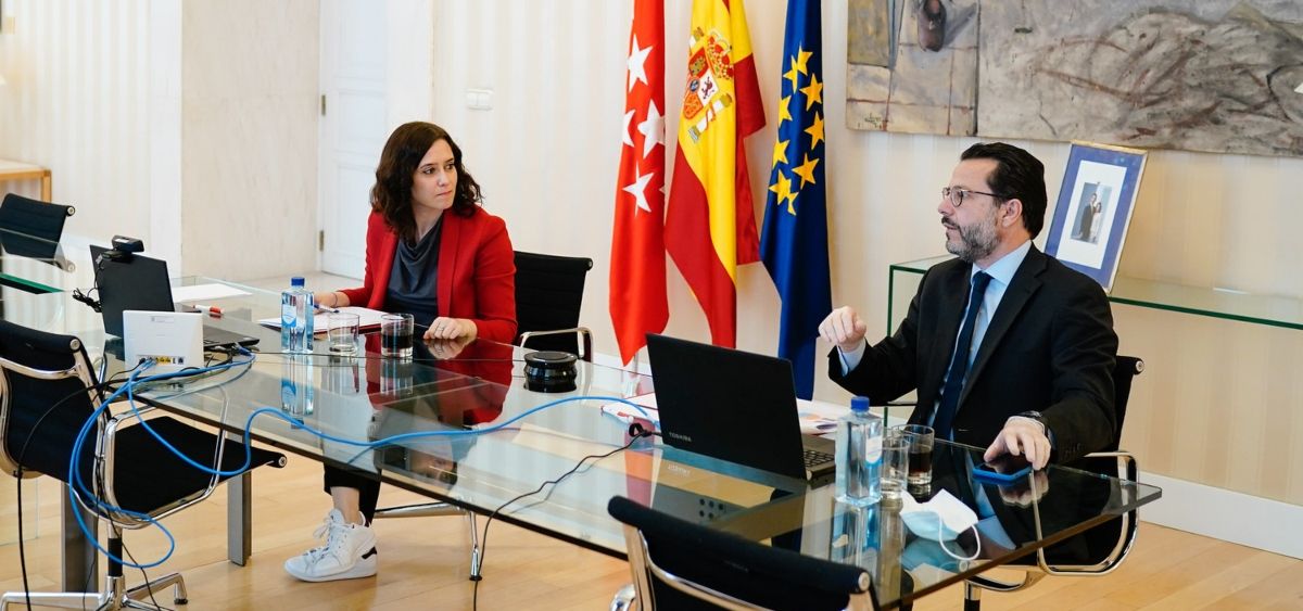 Isabel Díaz Ayuso, presidenta de la Comunidad de Madrid, junto a Javier Fernández Lasquetty, consejero de Hacienda (Foto: CAM)