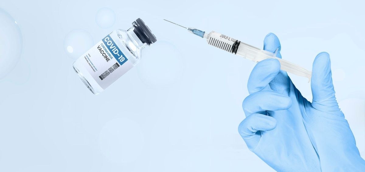 Dosis de una vacuna frente a la covid 19. (Foto. Rawpixel)