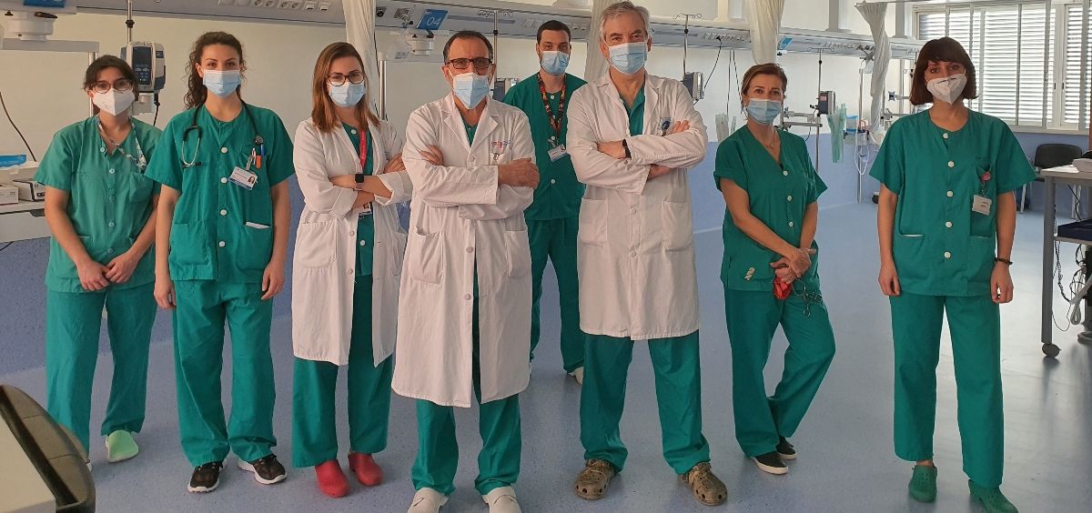 Profesionales del Servicio de Otorrinolaringología del H.12 de Octub que participaron en el implante coclear (Foto. 12 de Octubre)