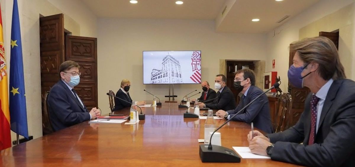 Reunión de Ximo Puig y Barceló con representantes de Janssen. (Foto. Europa Press)