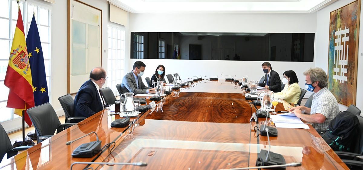 Reunión del Comité de Seguimiento del coronavirus. (Foto. Pool Moncloa. Borja Puig de la Bellacasa)