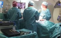 El doctor Álvarez Sala Walther en una operación de la Unidad de Patología Vertebral del Ruber Internacional (Foto. Ruber)