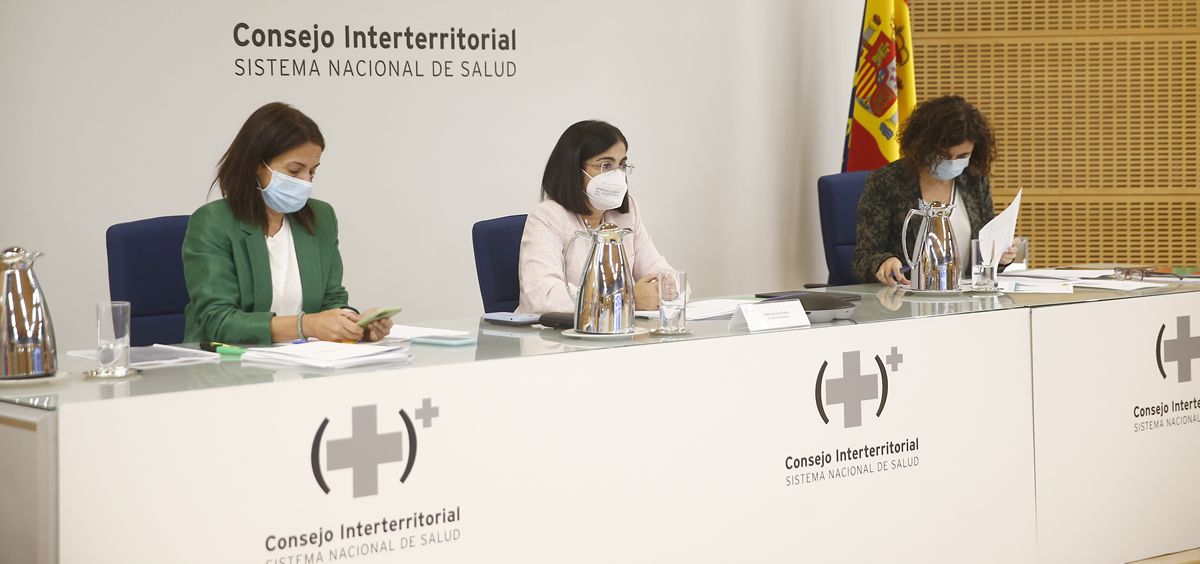 La ministra de Sanidad, Carolina Darias, preside el pleno del Consejo Interterritorial del Sistema Nacional de Salud (Foto: Pool Moncloa - César P Sendra)