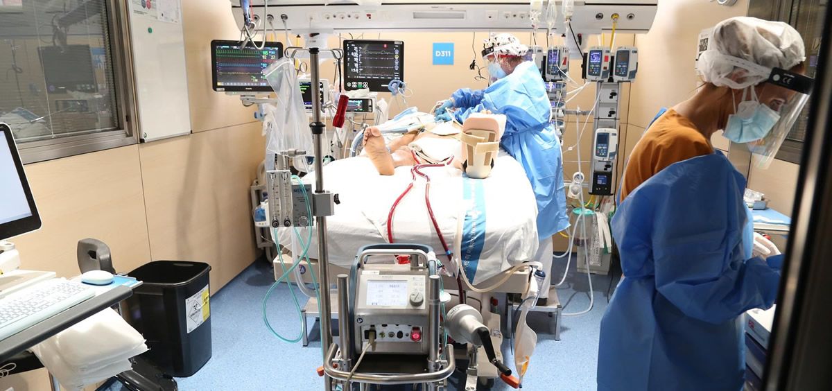 Paciente tratada con ECMO en el Hospital Vall d'Hebron (Foto. Hospital Vall d'Hebron / EP)