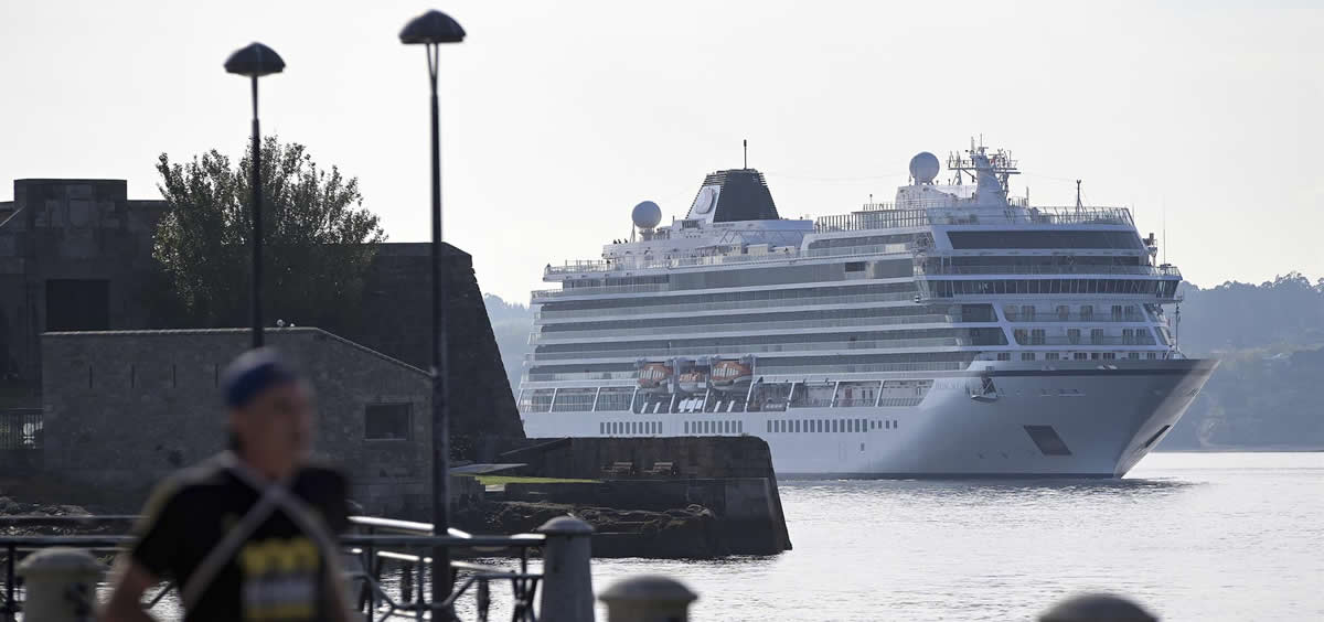 Un crucero llega al muelle de Trasatlánticos de La Coruña, Galicia (Foto: M. Dylan/EP)