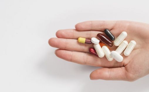 Vitamina D: casos graves por dosificación en adultos y en pediatría