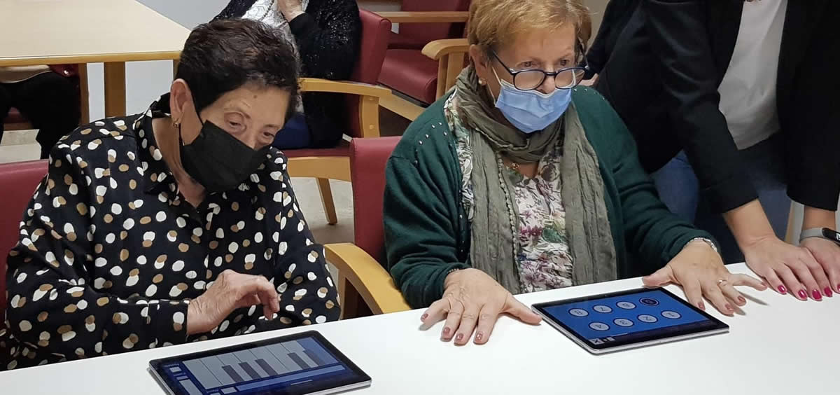 Investigadores de la UPV y Fisabio prueban el uso de Soundcool para la estimulación cognitiva de enfermos de alzhéimer (Foto: UPV)
