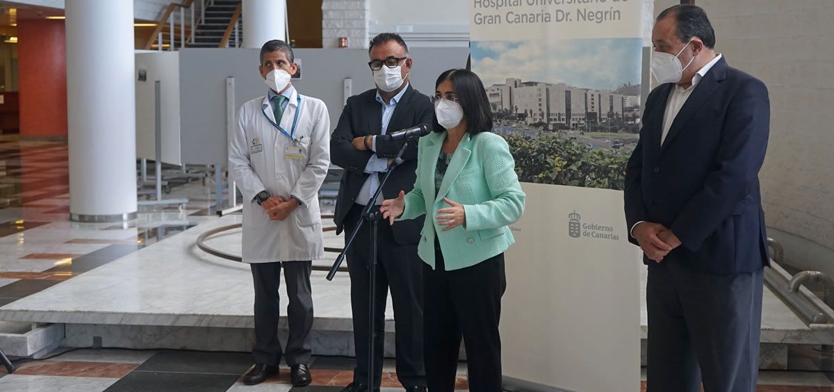 La ministra de Sanidad, Carolina Darias, durante la visita realizada al Hospital Universitario de Gran Canaria Doctor Negrín (Foto: Ministerio de Sanidad)
