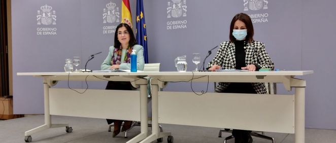 Carolina Darias y Silvia Calzón, en rueda de prensa (Foto. ConSalud.es)