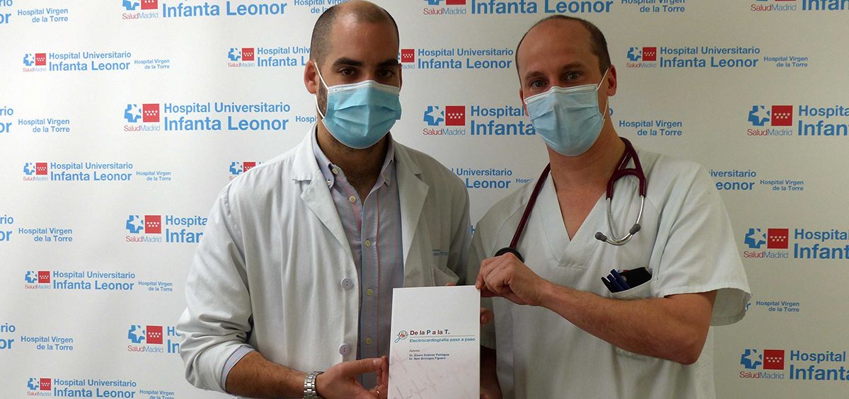 Autores del libro 'De la P a la T. Electrocardiografía paso a paso’. (Foto. Hospital Infanta Leonor)
